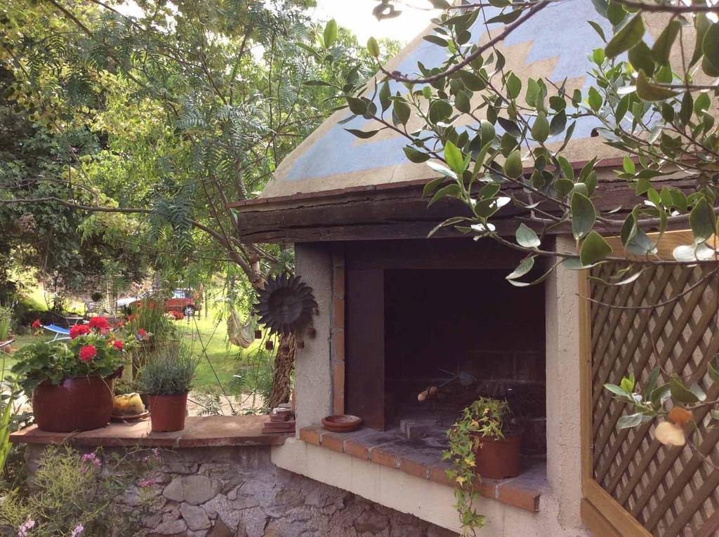 La Casanova De Beuda Villa ภายนอก รูปภาพ